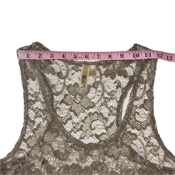 BKE Lace Floral Design Tank Top Tan Size Large - Picture 8 of 15